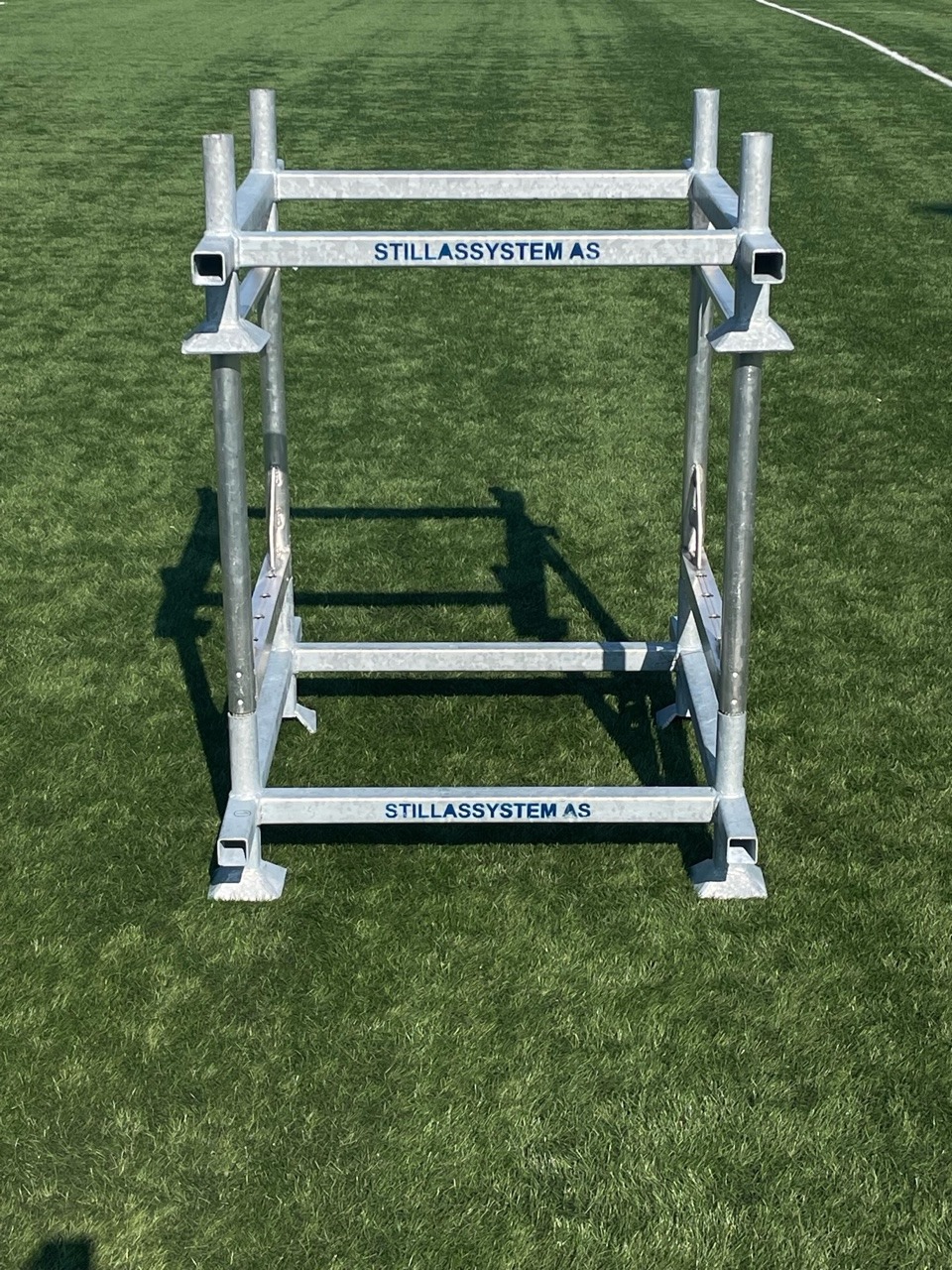 Rammene kan stables som lego oppå hverandre